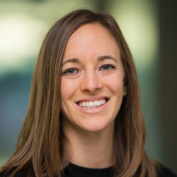 Lauren Steimle headshot